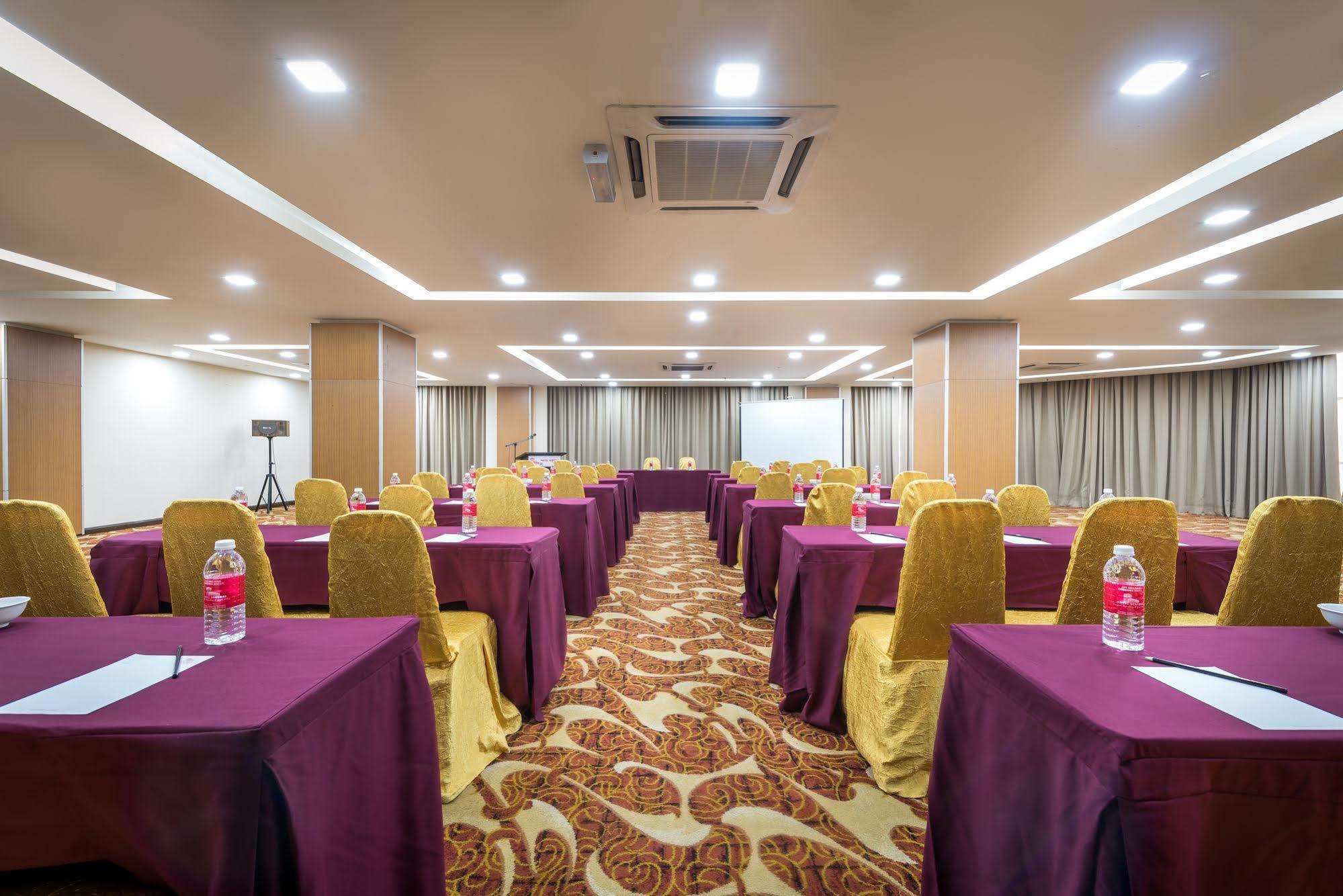 Hotel Sentral Riverview Melaka Malacca Exterior foto